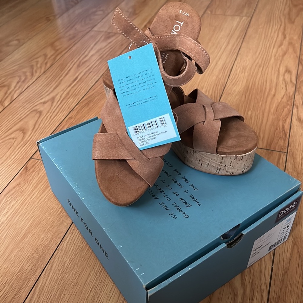 TOMS Willow Wedge Sandals